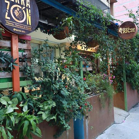 Hostal Rich 麦德林 外观 照片