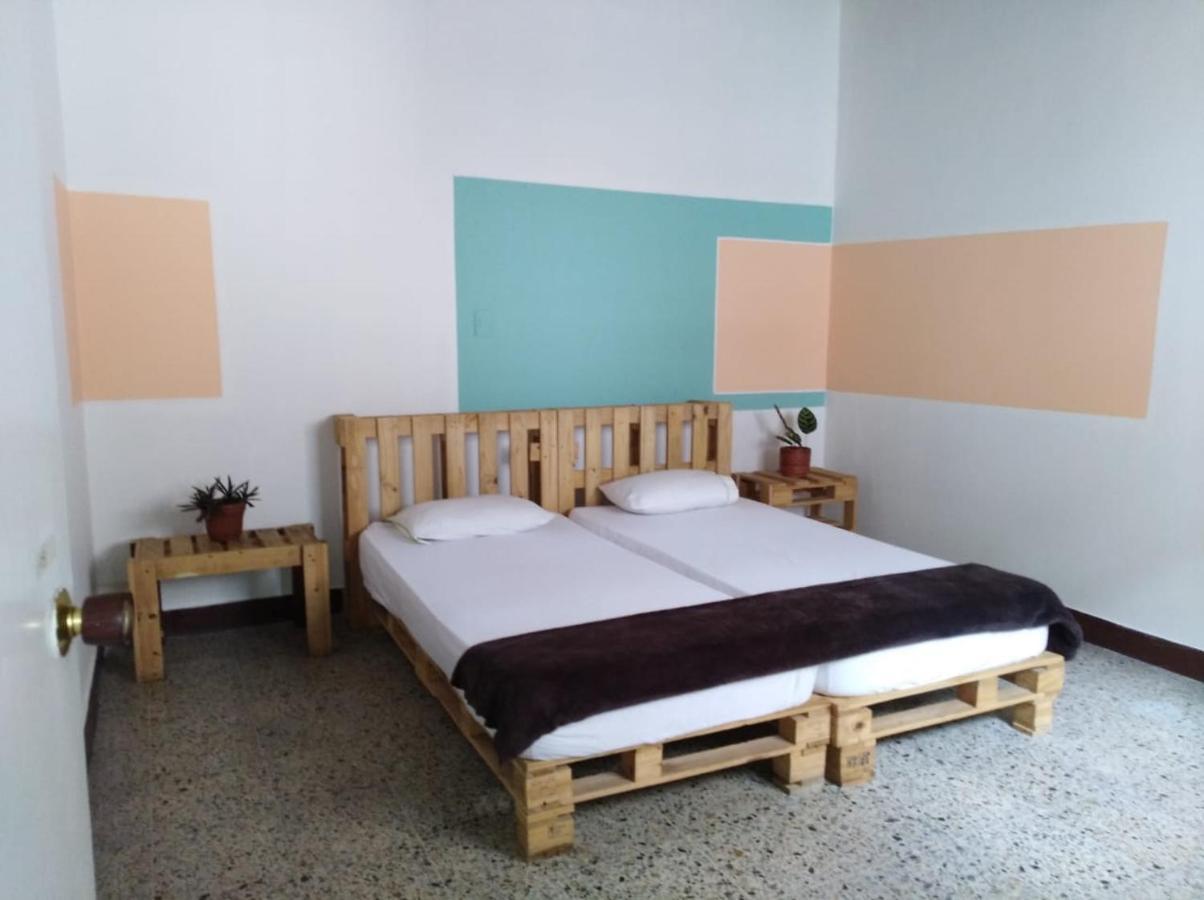 Hostal Rich 麦德林 外观 照片