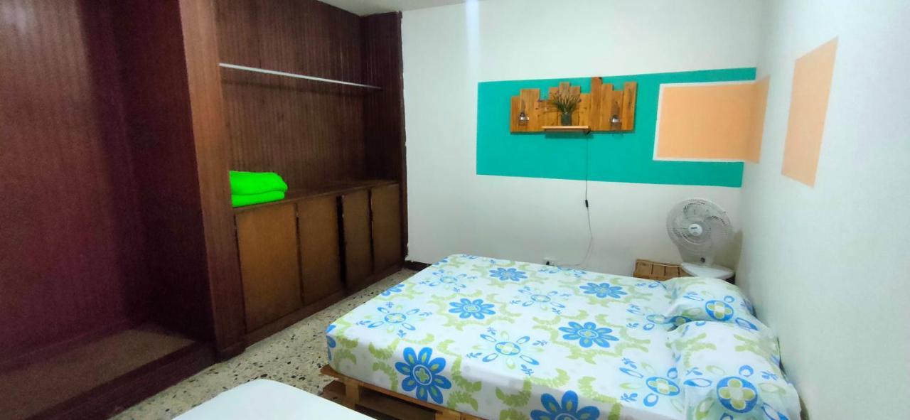 Hostal Rich 麦德林 外观 照片
