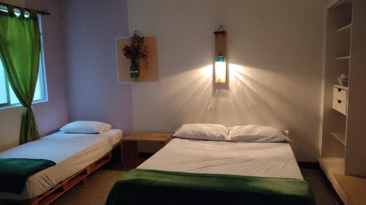 Hostal Rich 麦德林 外观 照片