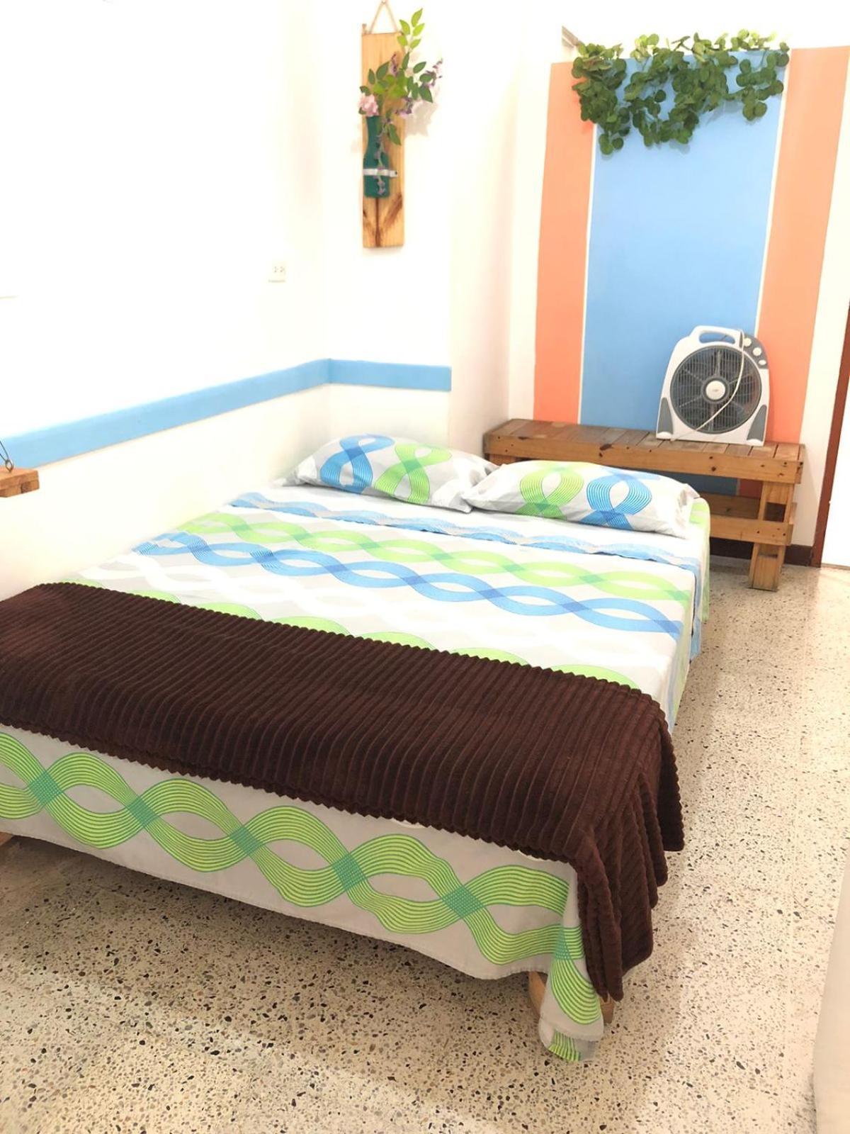 Hostal Rich 麦德林 外观 照片