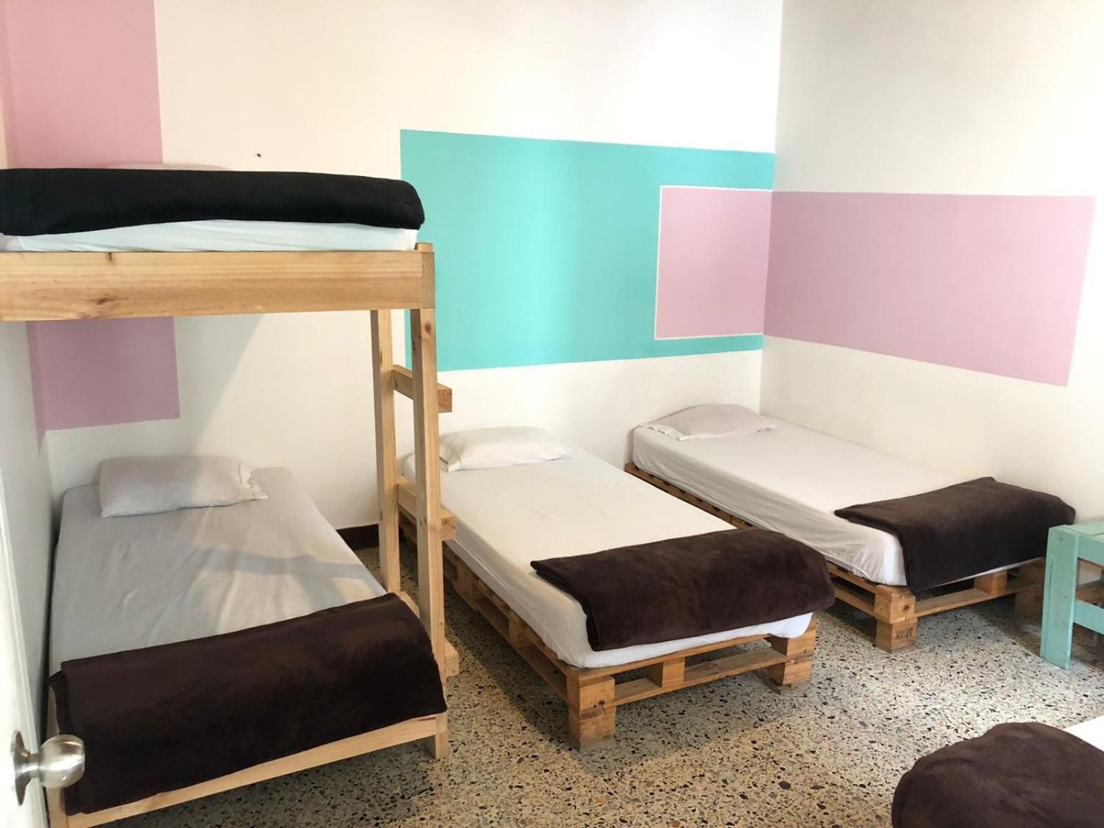 Hostal Rich 麦德林 外观 照片