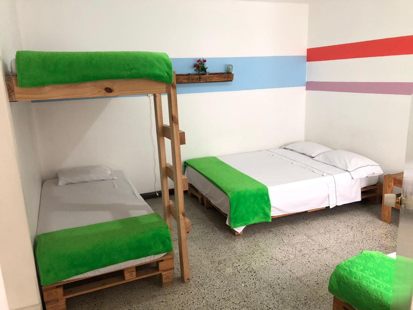 Hostal Rich 麦德林 外观 照片