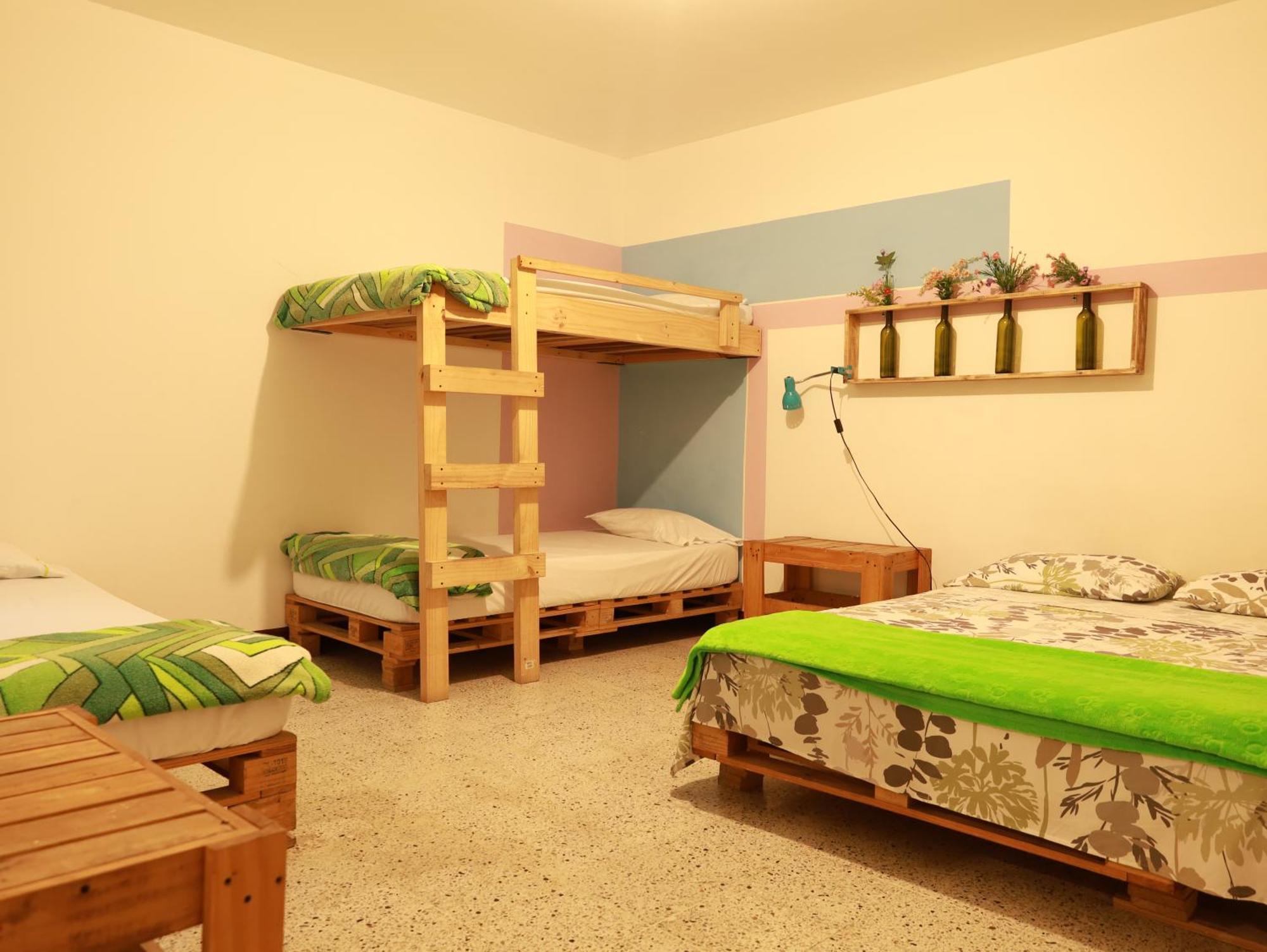 Hostal Rich 麦德林 外观 照片