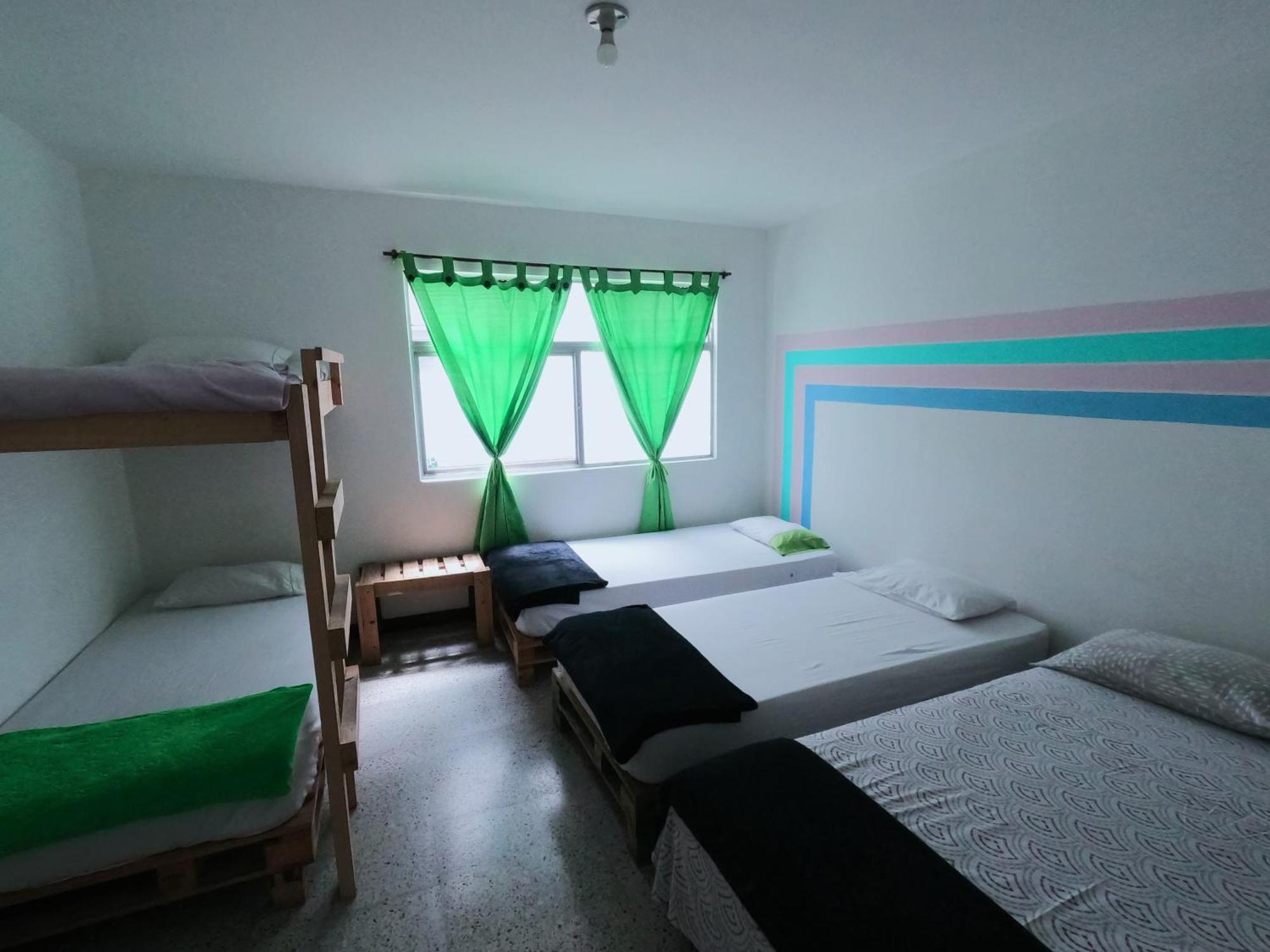 Hostal Rich 麦德林 外观 照片
