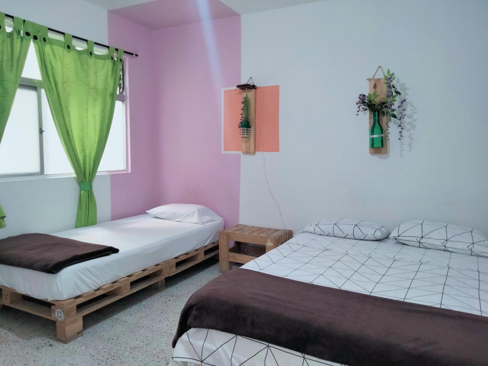 Hostal Rich 麦德林 外观 照片