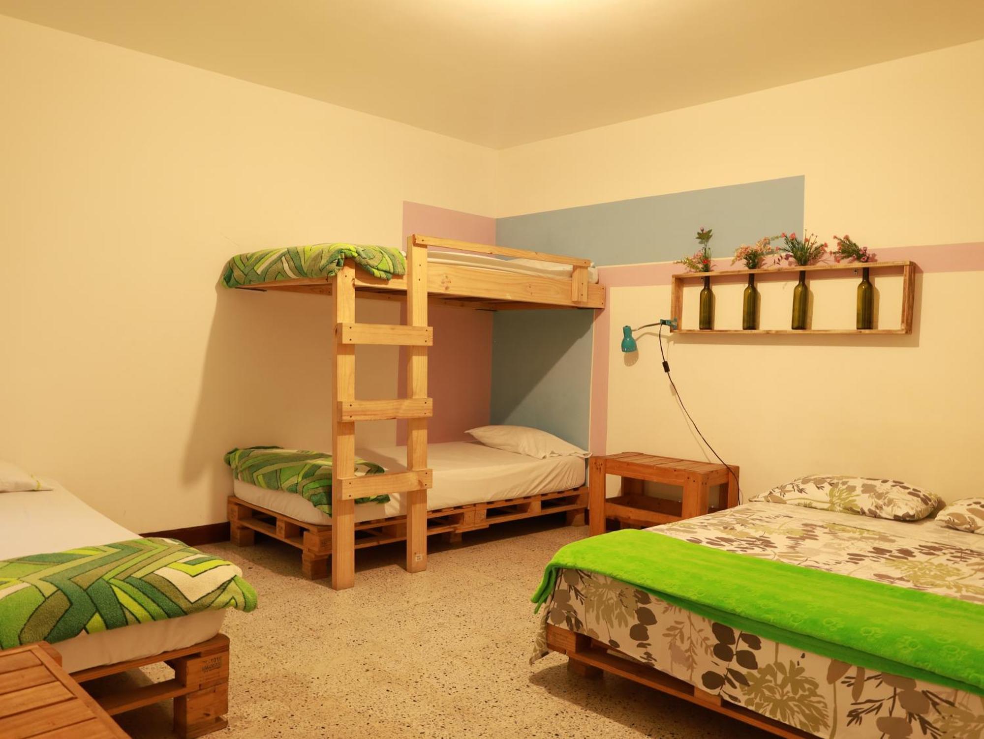 Hostal Rich 麦德林 外观 照片