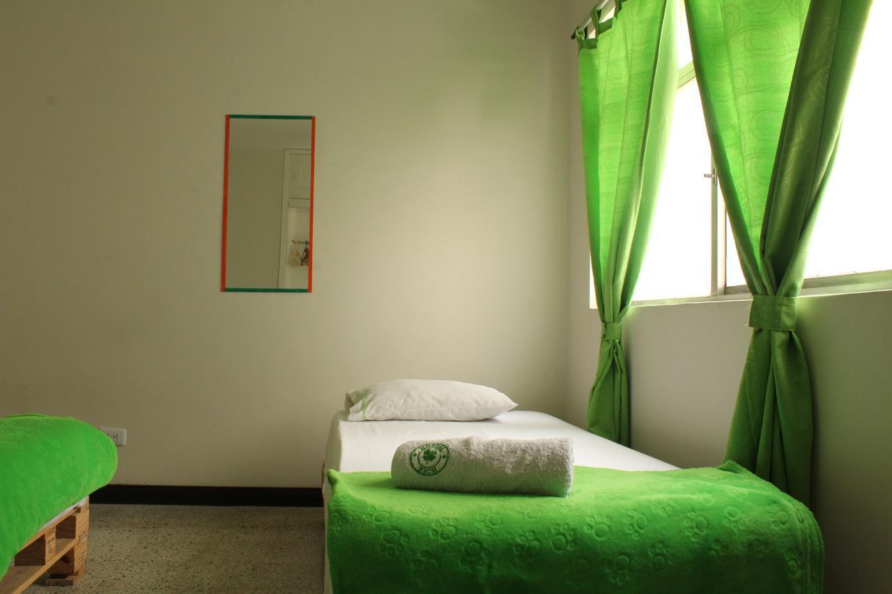 Hostal Rich 麦德林 外观 照片
